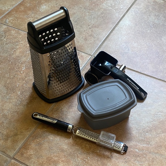 KitchenAid 4-Piece Cheese Grater Set - Picture 1 of 9